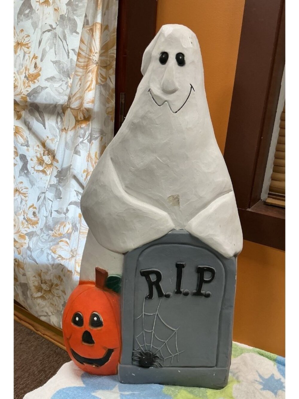 Vintage Blow Mold Halloween Friendly Ghost Smiling Lighted